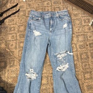 American Eagle Outfitters Women's Light Blue Distressed Jeans